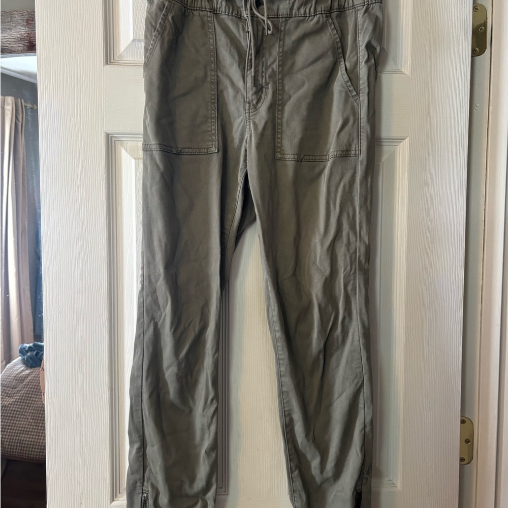American Eagle Outfitters Olive Joggers
